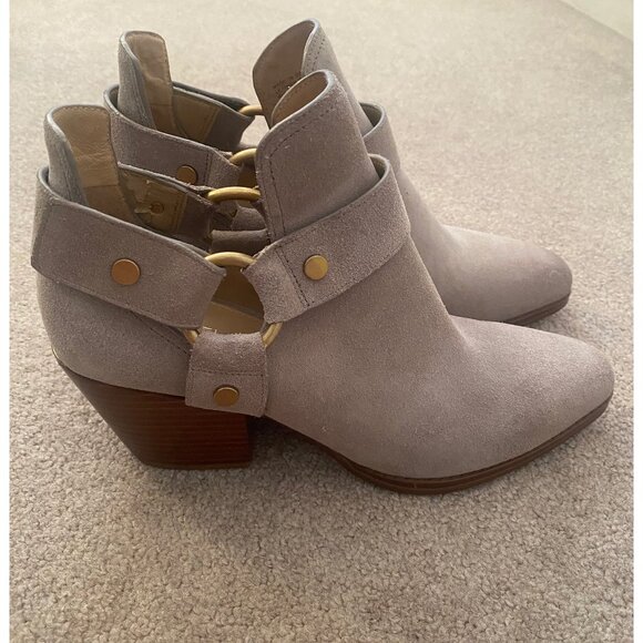 Michael Kors Suede ankle Boots size 6.5M - Picture 1 of 6